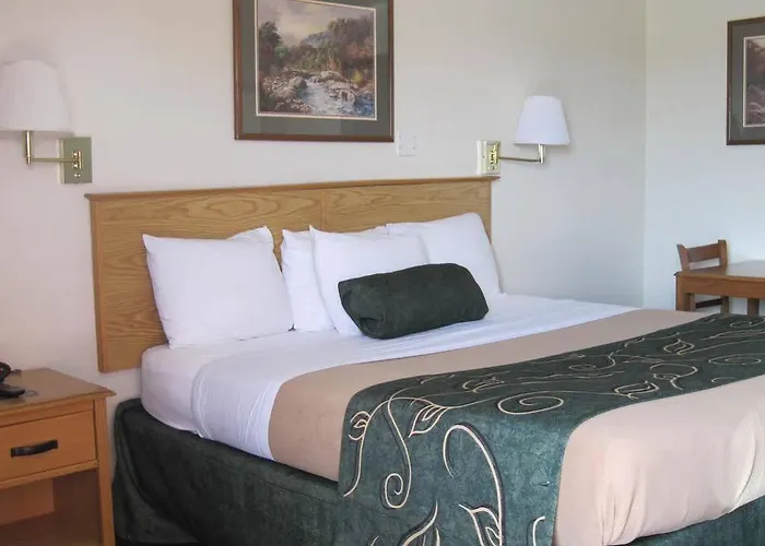 Travelodge By Wyndham Hotel