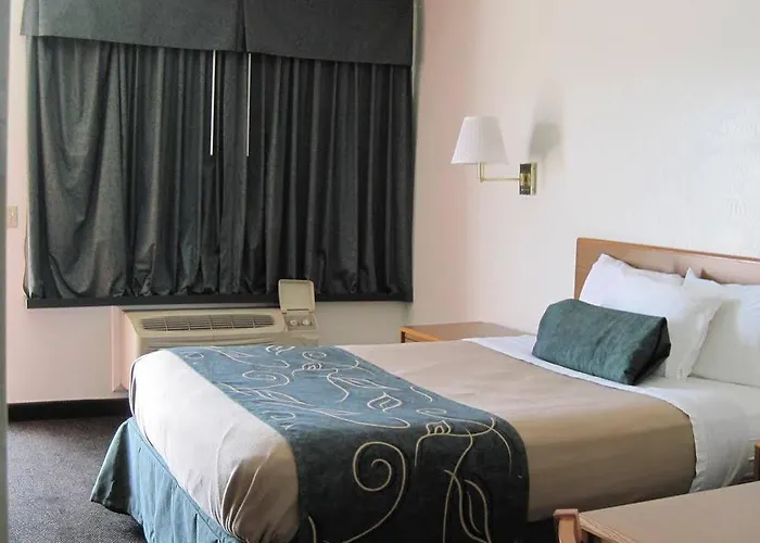 Travelodge By Wyndham Winslow